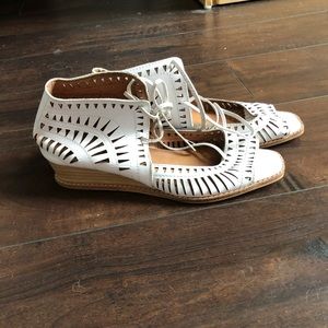 Jeffrey campbell shoes white